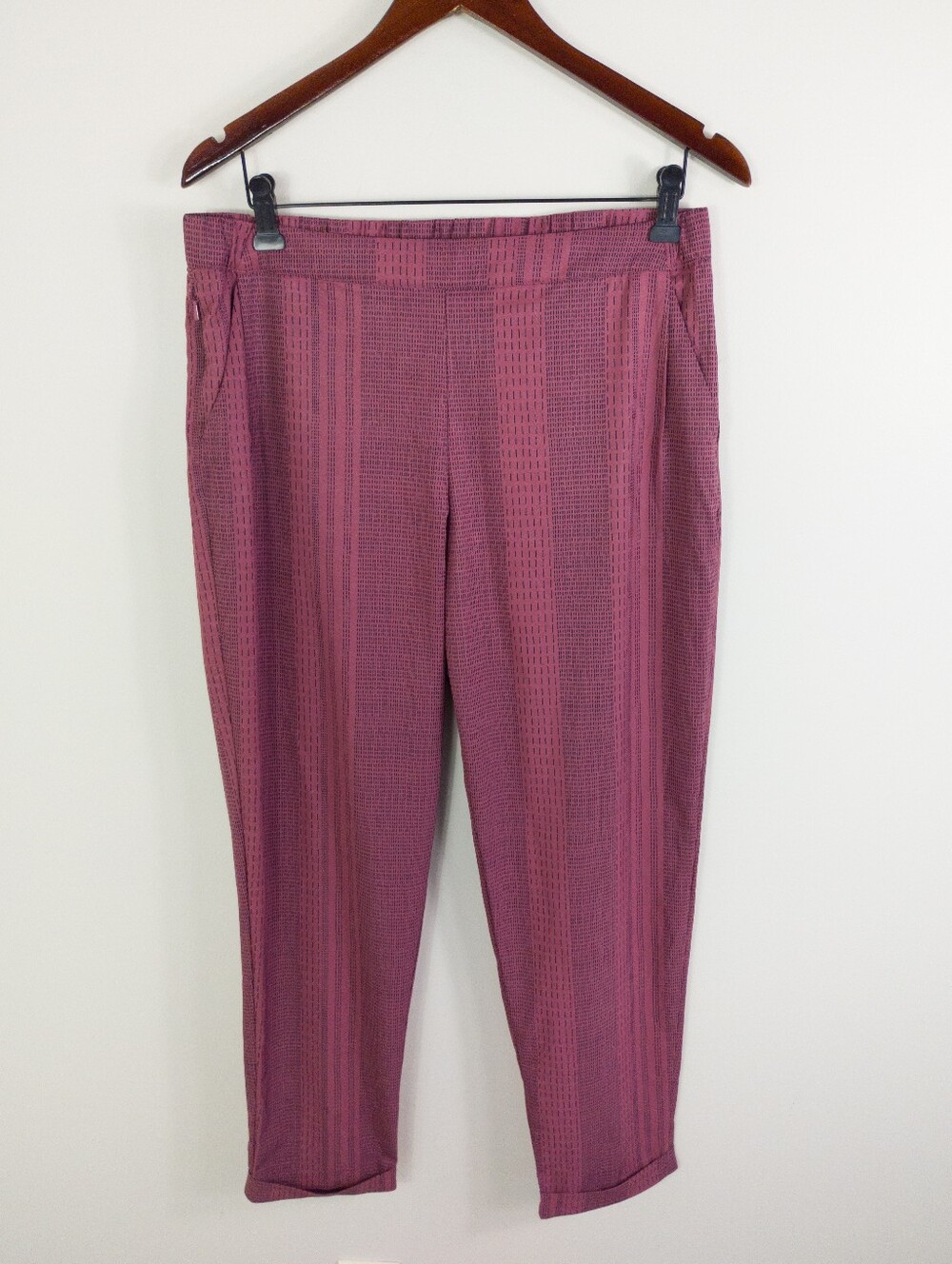 MEC Timeless Pant Size Medium